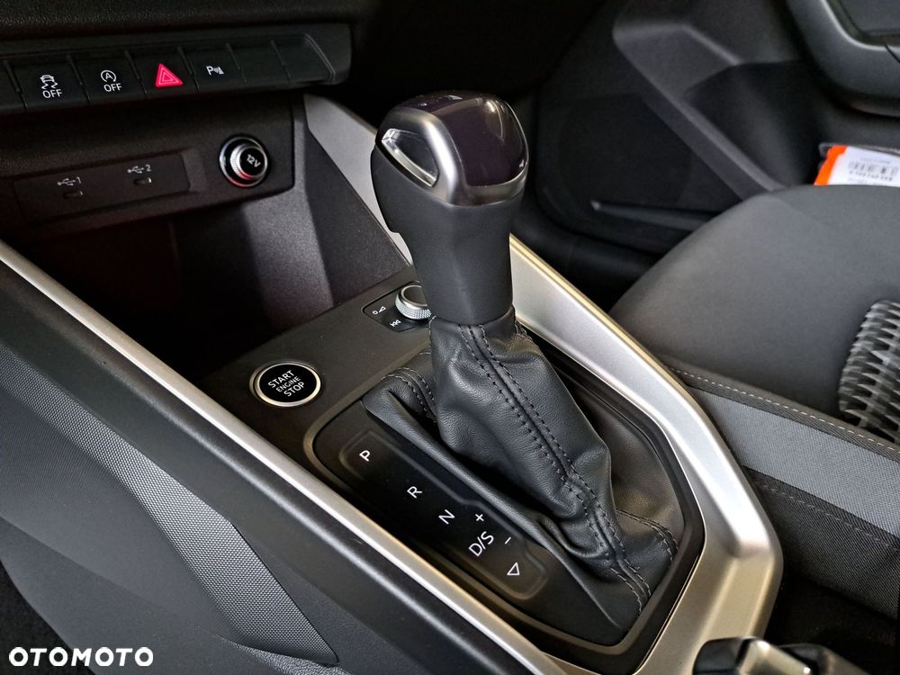 Audi A1 Sportback 35 TFSI S tronic - 28