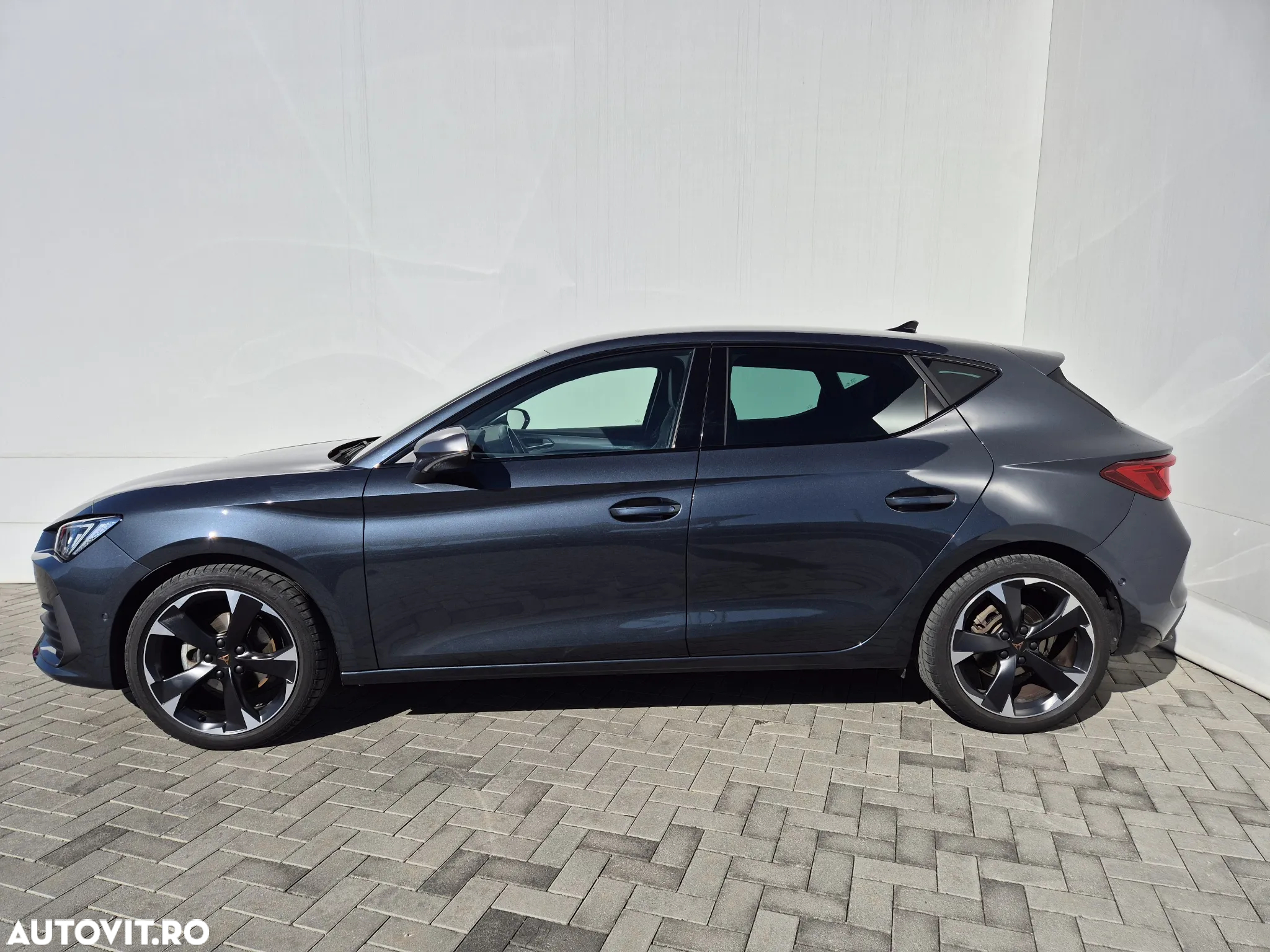 Cupra Leon 1.5 eTSI MHEV - 2