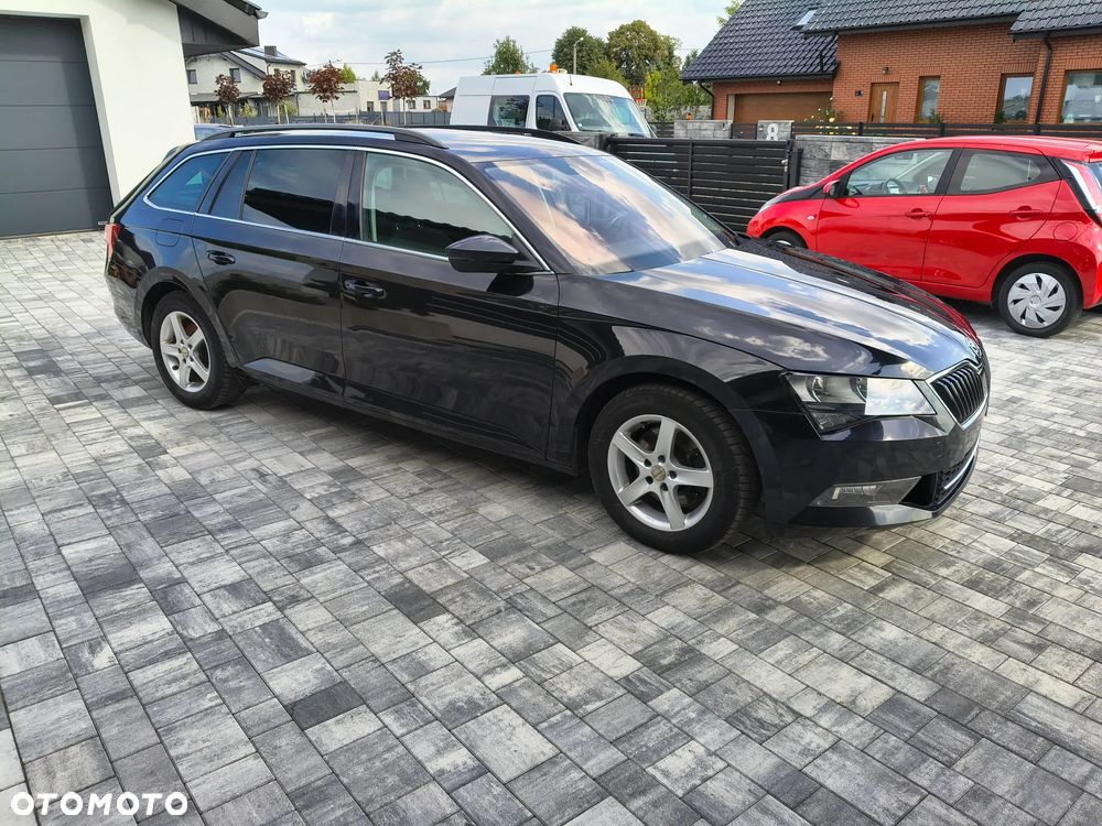 Skoda Superb 1.6 TDI Ambition - 3