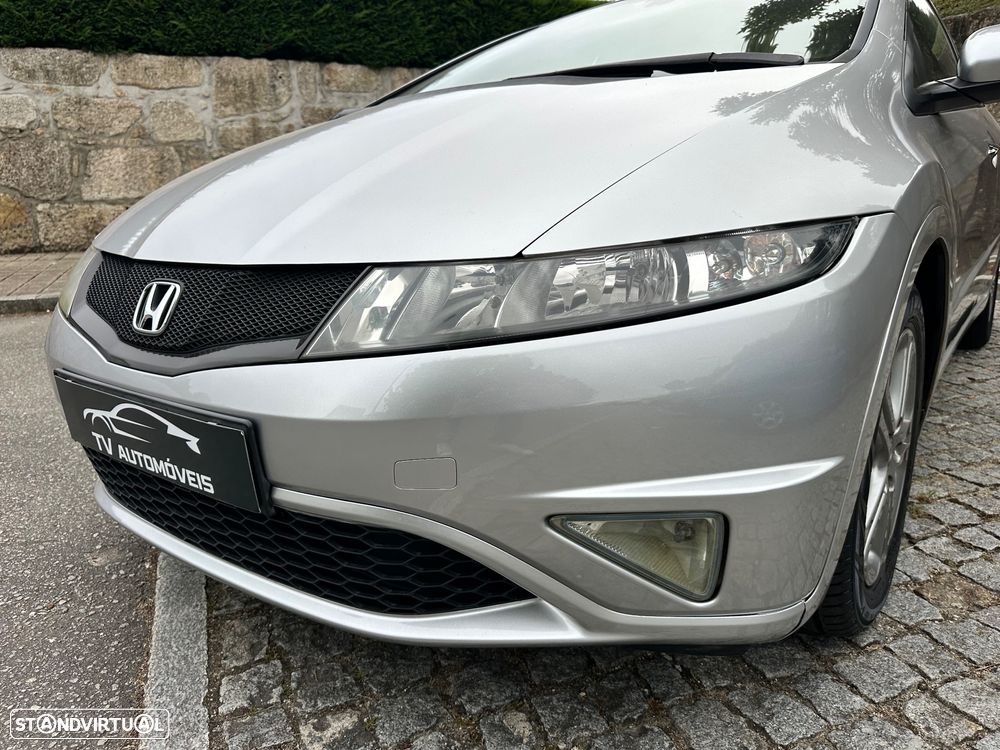 Honda Civic 1.4 i-VTEC Sport Edition - 12