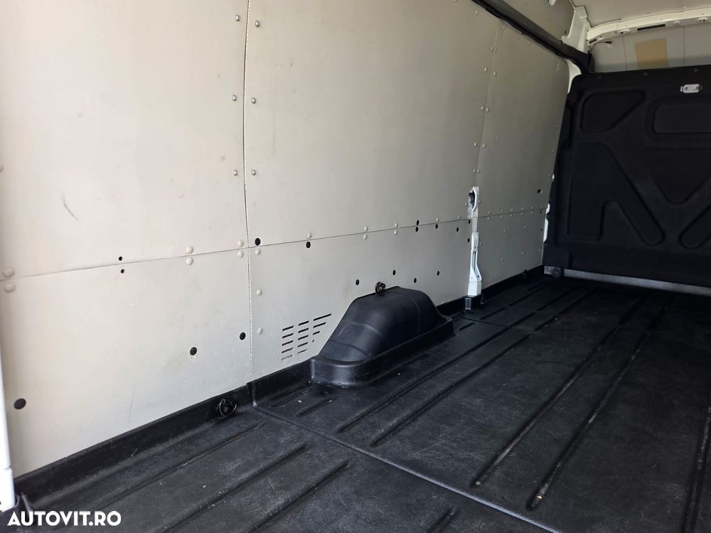 Ford New Transit L4H3 - 13