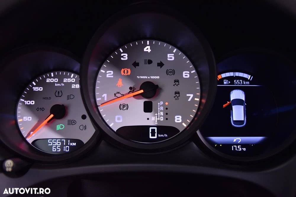 Porsche Macan S - 10