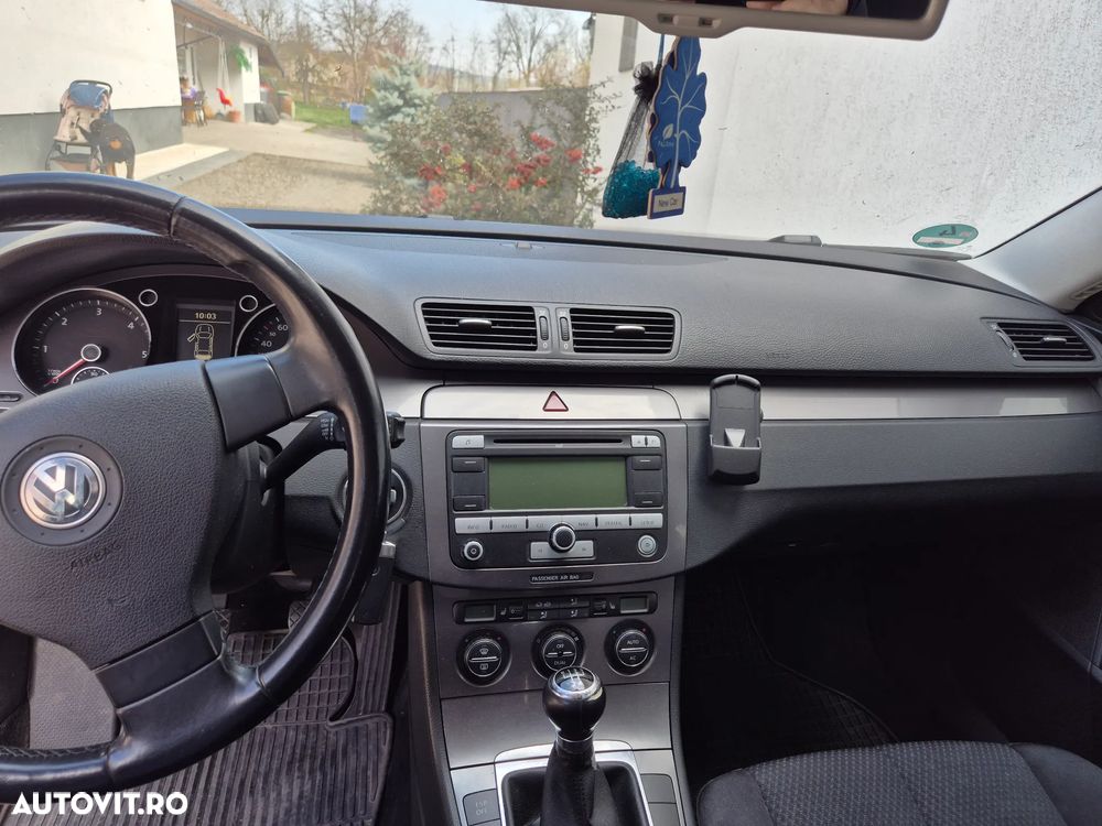 Volkswagen Passat 2.0 TDI DPF Trendline - 7