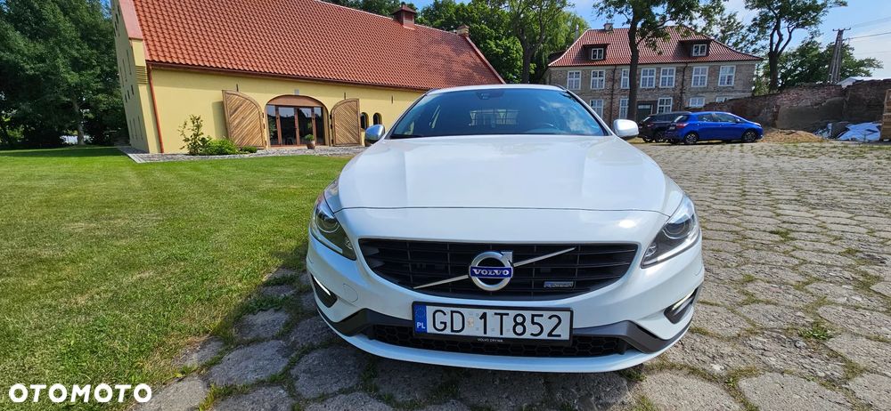 Volvo V60 T3 Momentum - 3