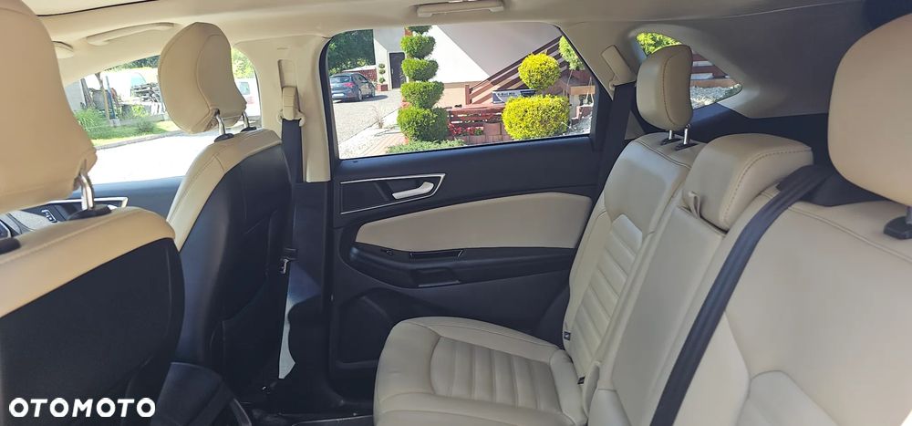 Ford Edge - 7