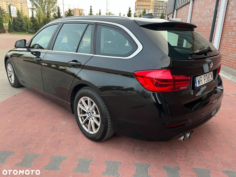 BMW Seria 3 320d - 37