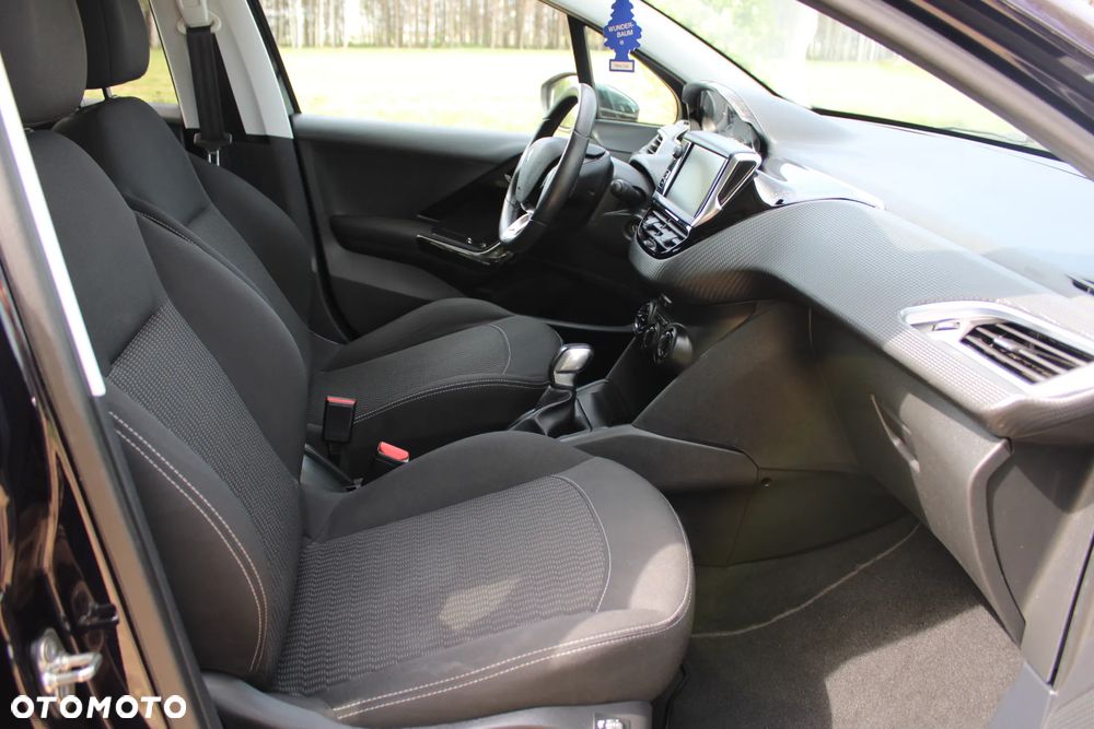 Peugeot 208 Blue-HDi 100 Stop&Start Allure - 8