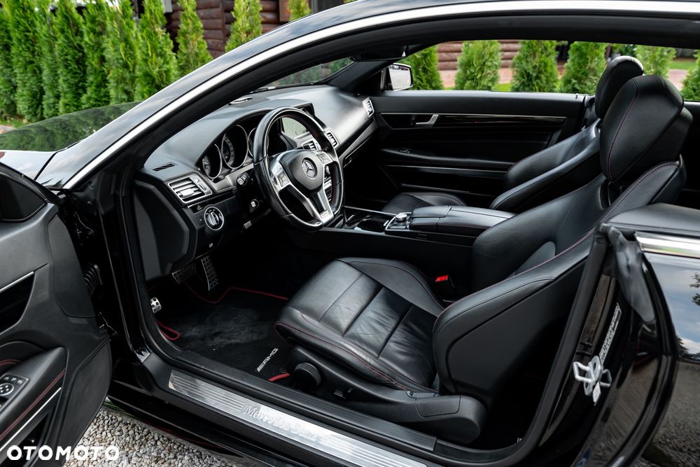 Mercedes-Benz Klasa E 250 Coupe 7G-TRONIC - 18