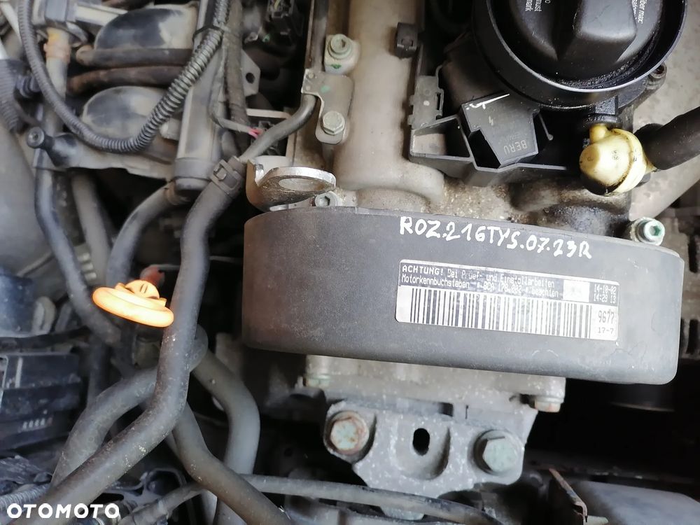 Volkswagen Golf - 11