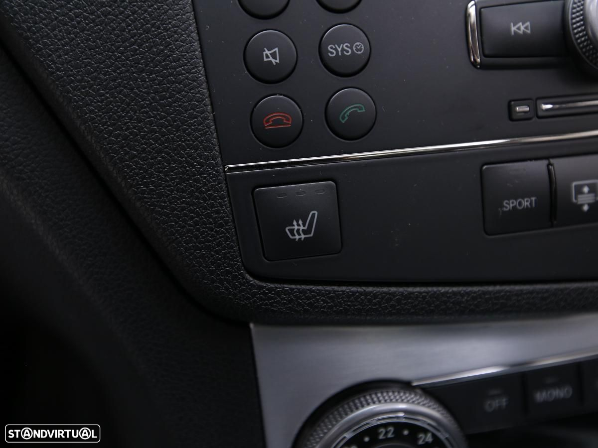 Mercedes-Benz C 320 - 22