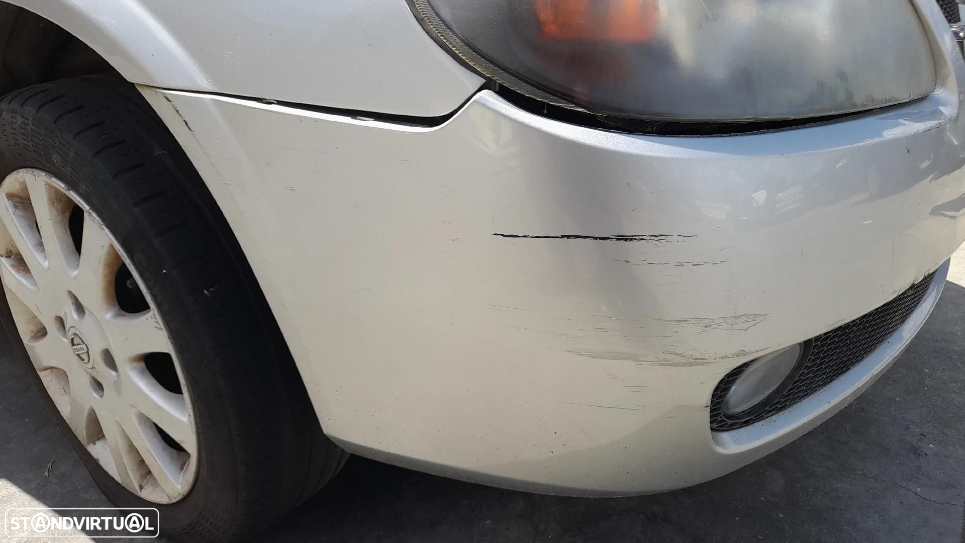 Pára-choques frente NISSAN Almera II Hatchback (N16) - 2