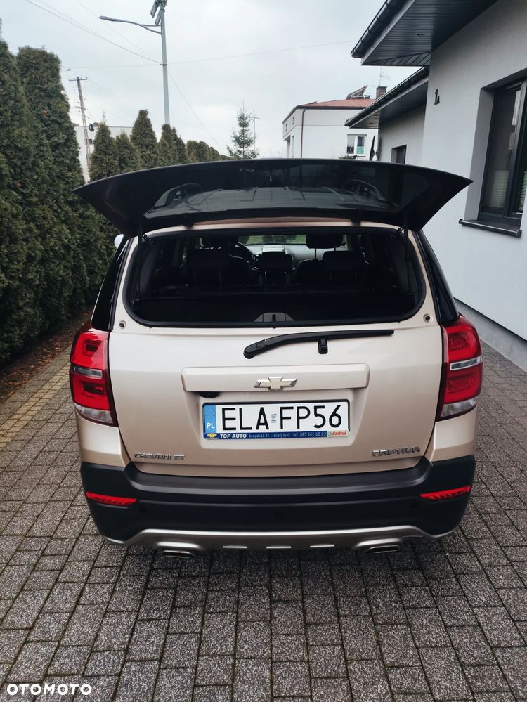 Chevrolet Captiva 2.2 D LTZ - 12