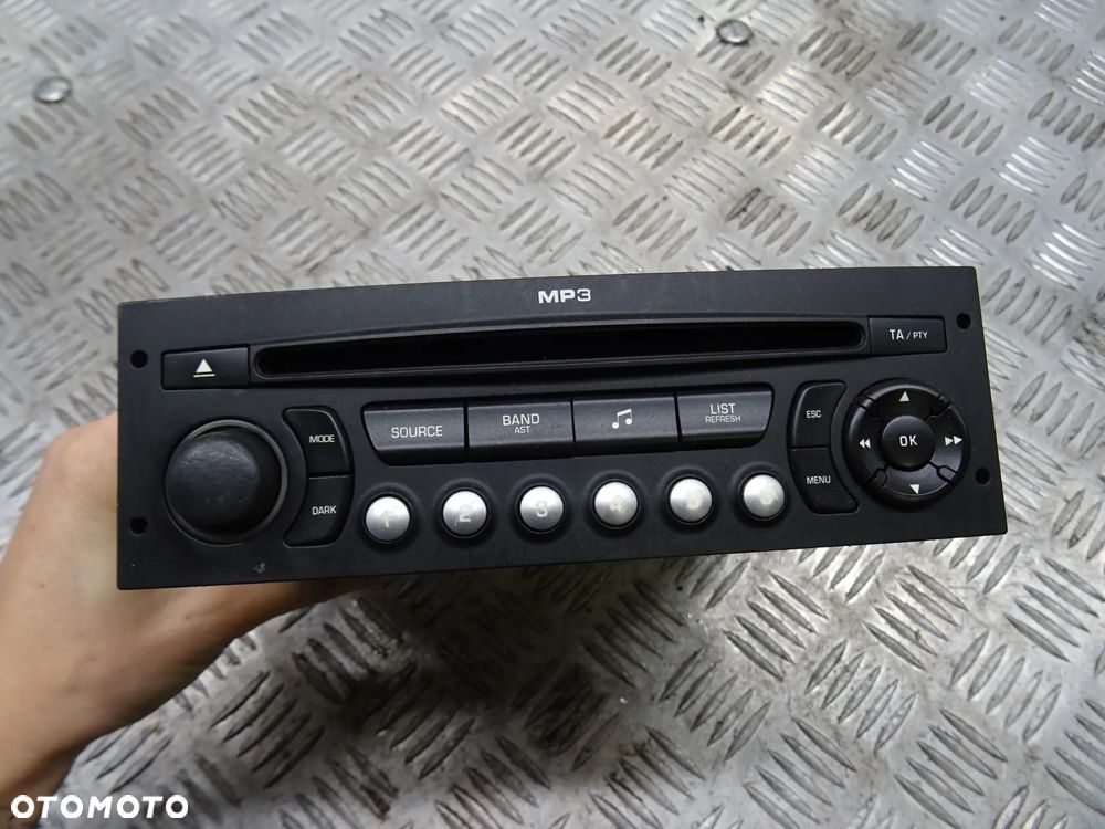 PEUGEOT 207 SW 1.6B RADIO 96643699XT - 1