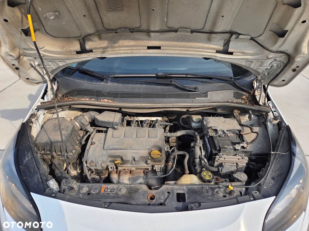 Opel Corsa - 8