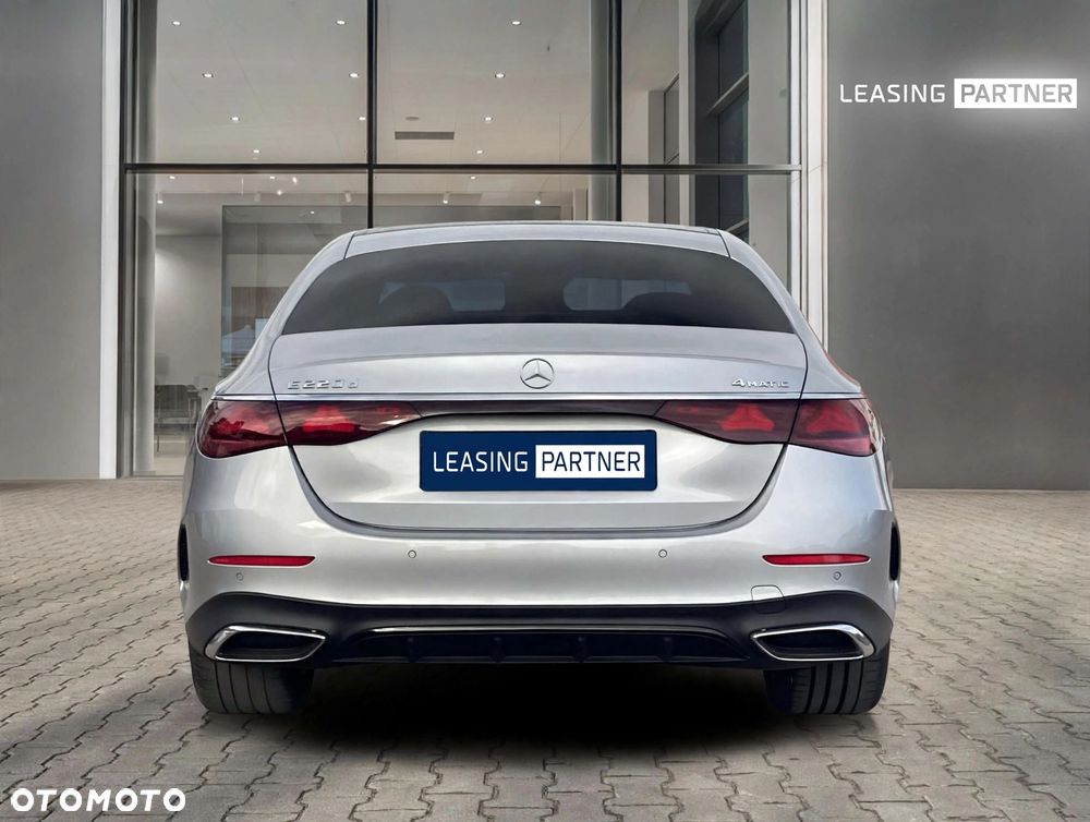 Mercedes-Benz Klasa E 220 d 4-Matic AMG - 4