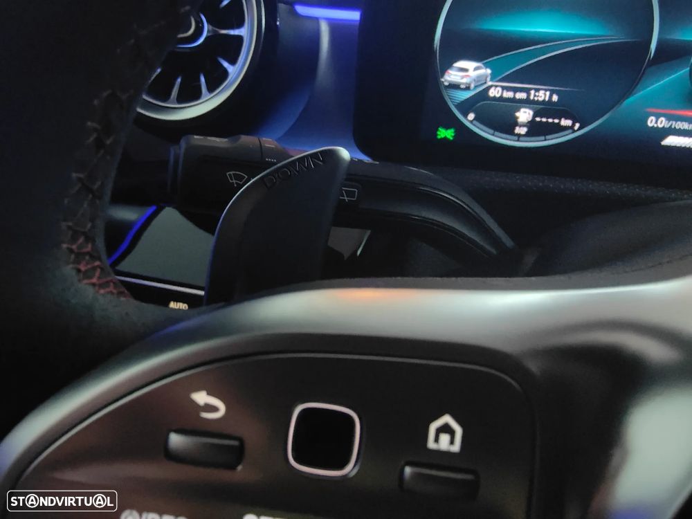 Mercedes-Benz A 45 AMG S 4Matic+ Speedshift DCT 8G Line Premium - 24