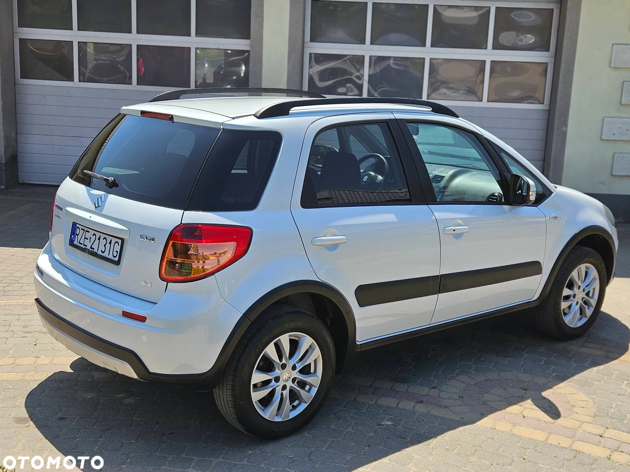Suzuki SX4 1.6 Premium 4WD - 16