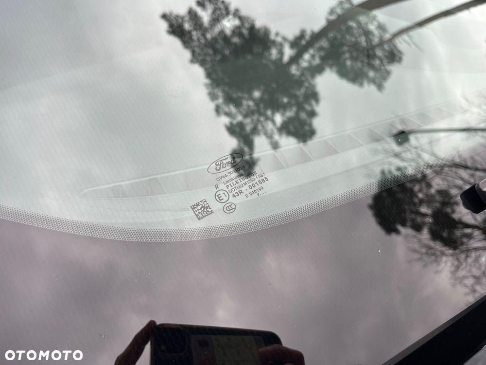 Ford Kuga 1.5 EcoBoost 2x4 ST-Line - 14