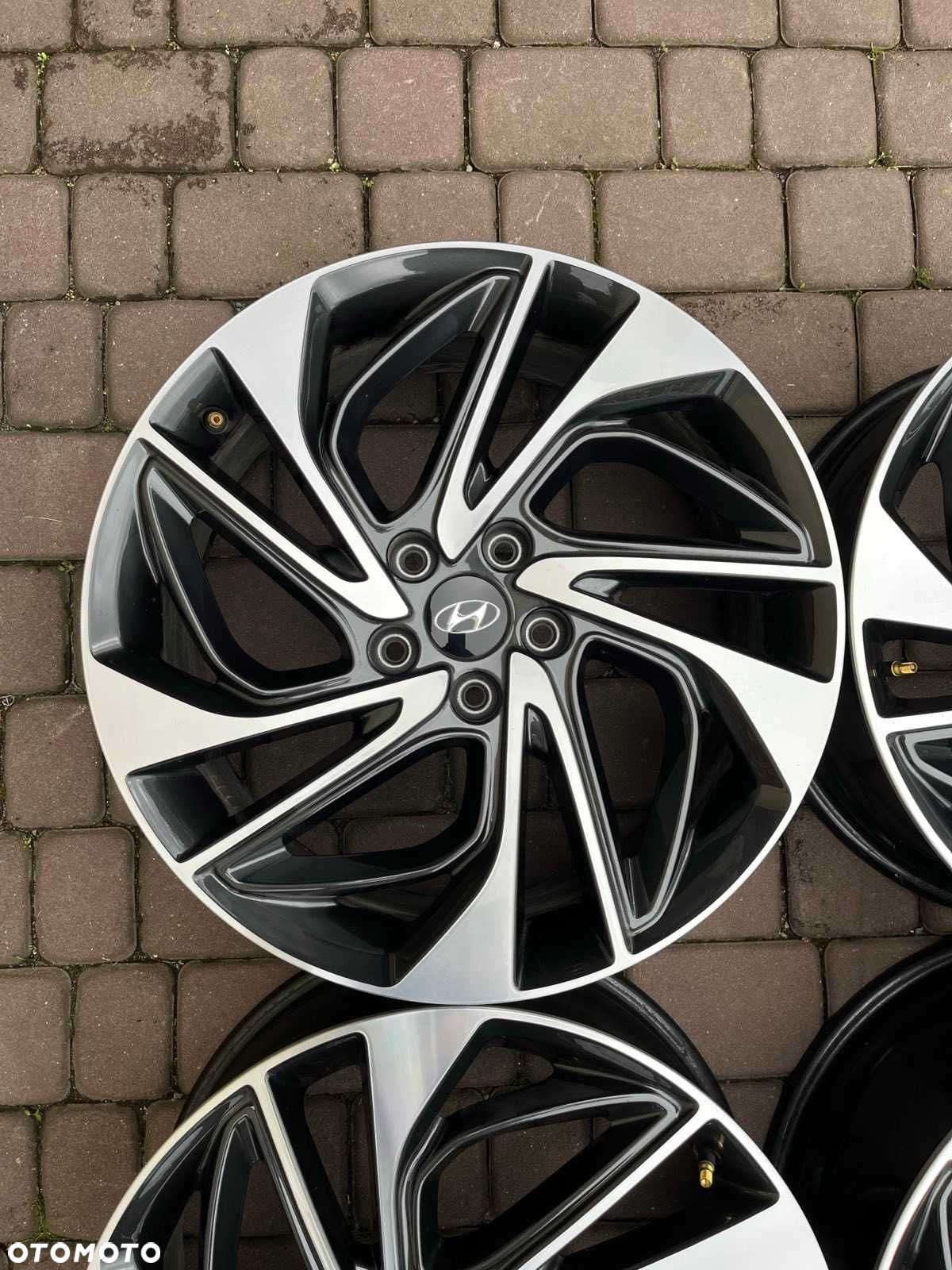 Oryginalne alufelgi Hyundai 5x114,3 19 cali CZUJNIKI Tucson Santa Fe - 8