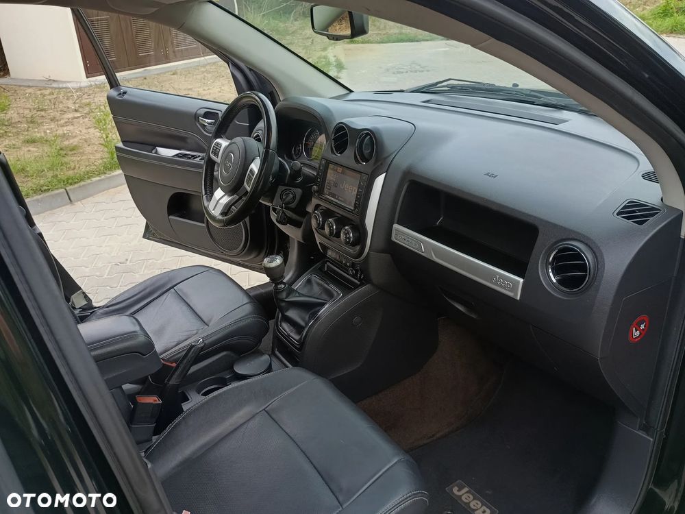 Jeep Compass - 16