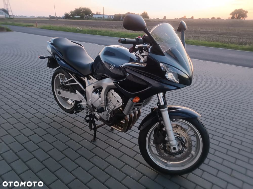 Yamaha FZ6 - 9