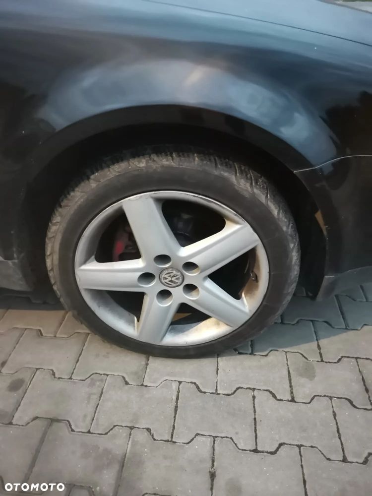 Volkswagen Passat 1.9 TDI Highline - 13