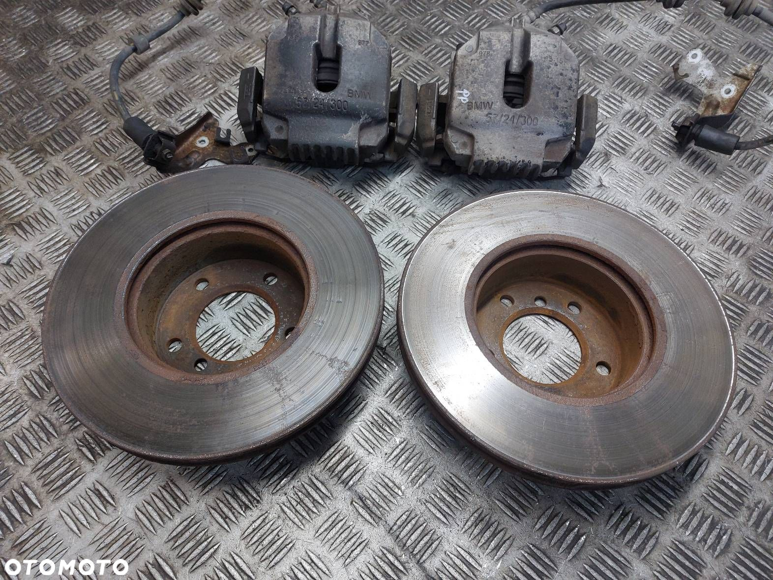 TARCZE HAMULCOWE PRZÓD + KLOCKI + ZACISKI BMW E90 320SI 2.0 16V - 3