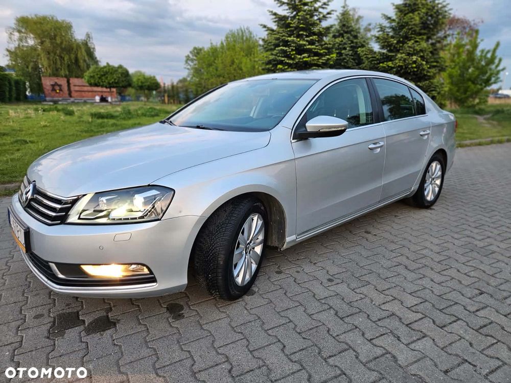 Volkswagen Passat - 7