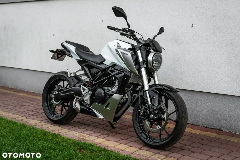 Honda CB - 1