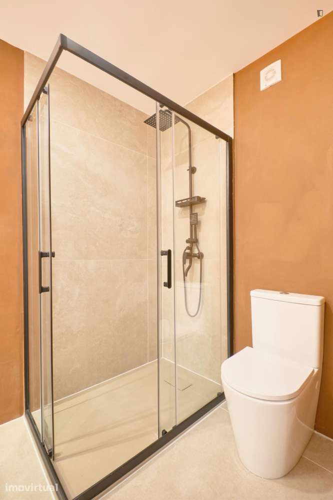 Quarto - localizado em Campolide Lisbon - Grande imagem: 3/38