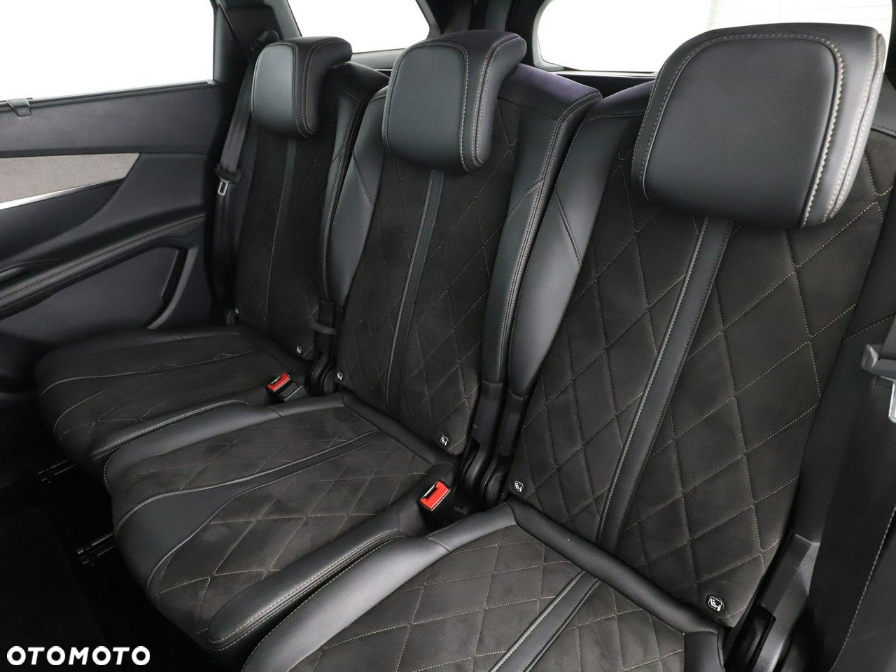 Peugeot 5008 2.0 BlueHDI GT S&S EAT6 - 17
