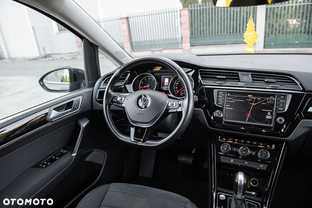 Volkswagen Touran 1.8 TSI (BlueMotion Technology) DSG Highline - 26