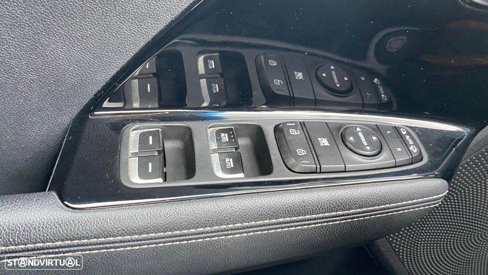 Kia Niro 1.6 GDi HEV Tech - 7