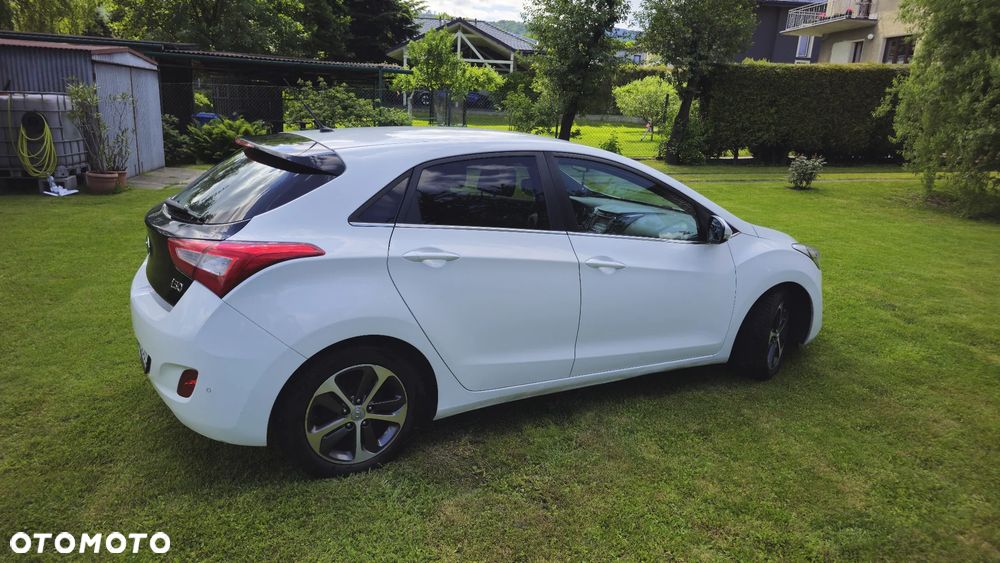 Hyundai i30 1.6 GDI BlueDrive Go DCT - 3
