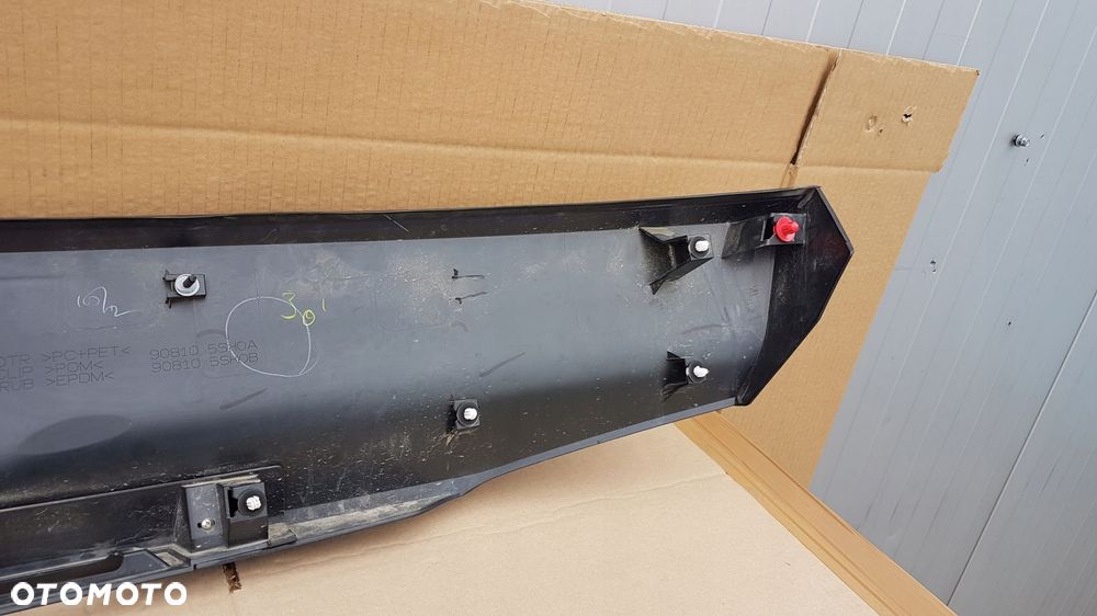 blenda klapy bagażnika nissan leaf ii 17- - 11