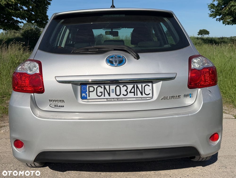 Toyota Auris 1.8 HSD Sol - 16