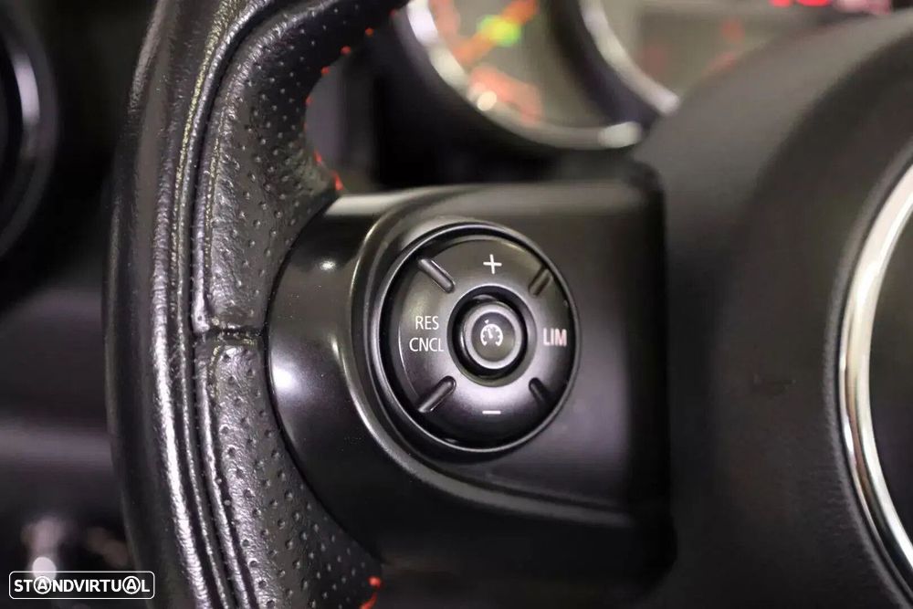 MINI Cabrio One - 40