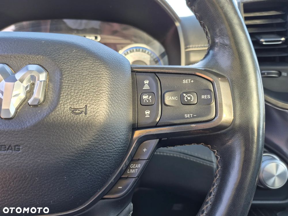 RAM 1500 5.7 Crew Cab Limited - 15