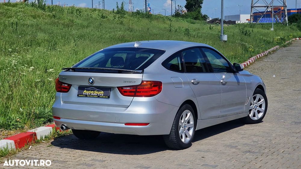 BMW Seria 3 320d Aut. Sport Line - 14