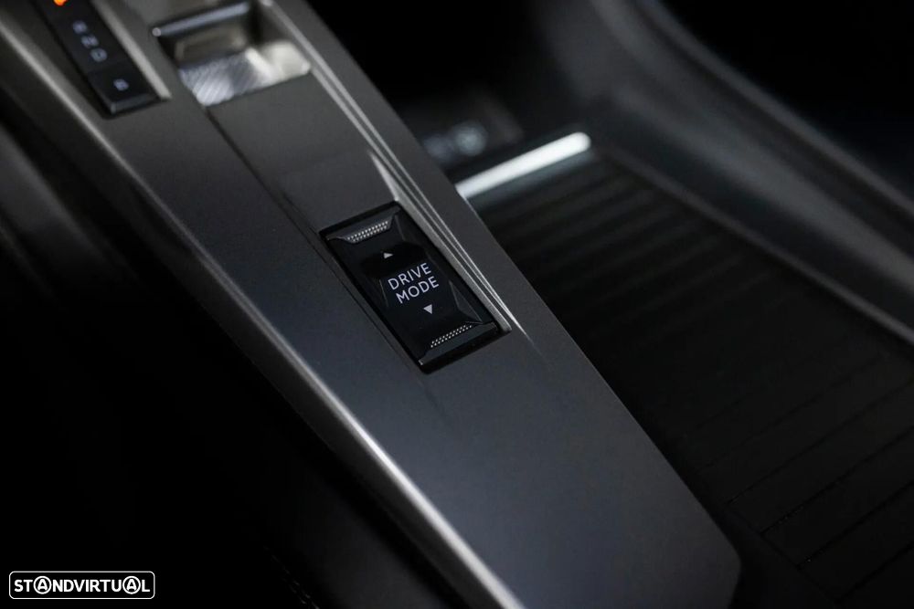 Peugeot 308 SW 1.6 Hybrid Allure Pack e-EAT8 - 36