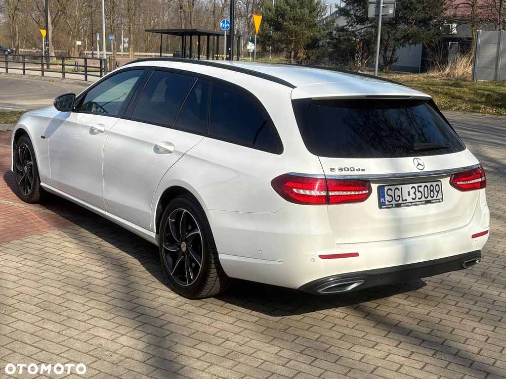 Mercedes-Benz Klasa E 300 de 9G-TRONIC Exclusive - 5