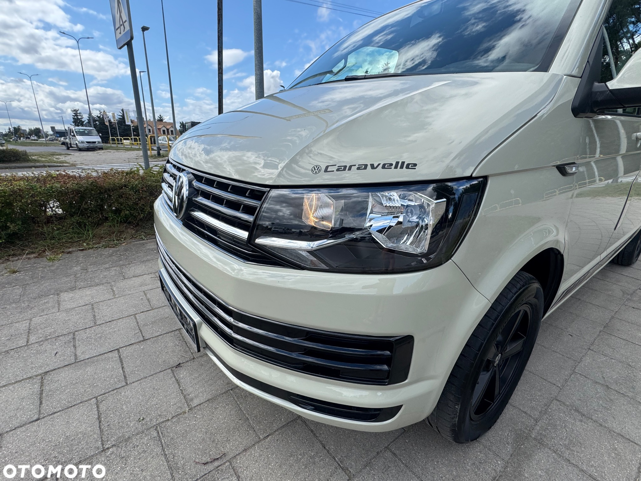 Volkswagen Caravelle 2.0 TDI L1 Highline - 14