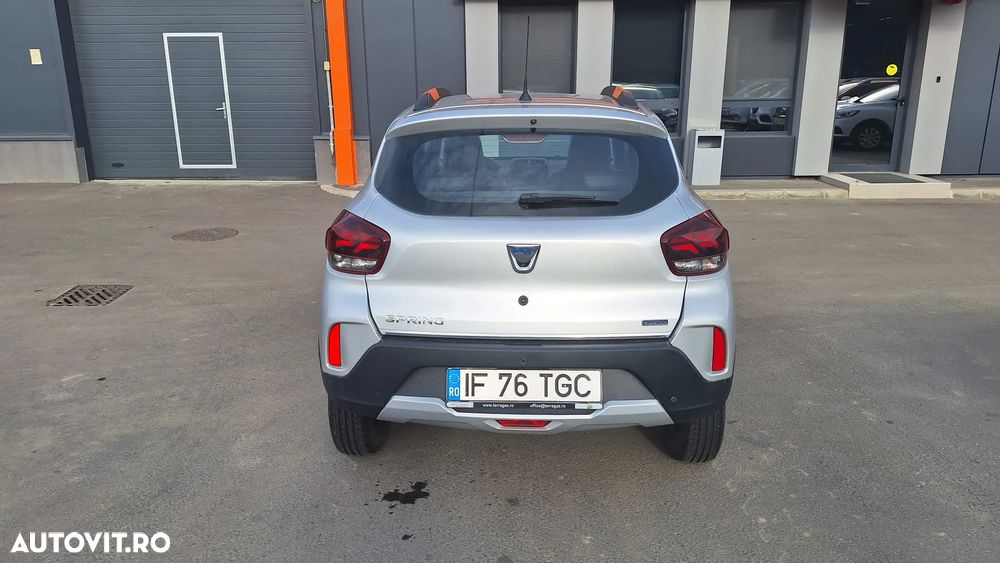 Dacia Spring - 8