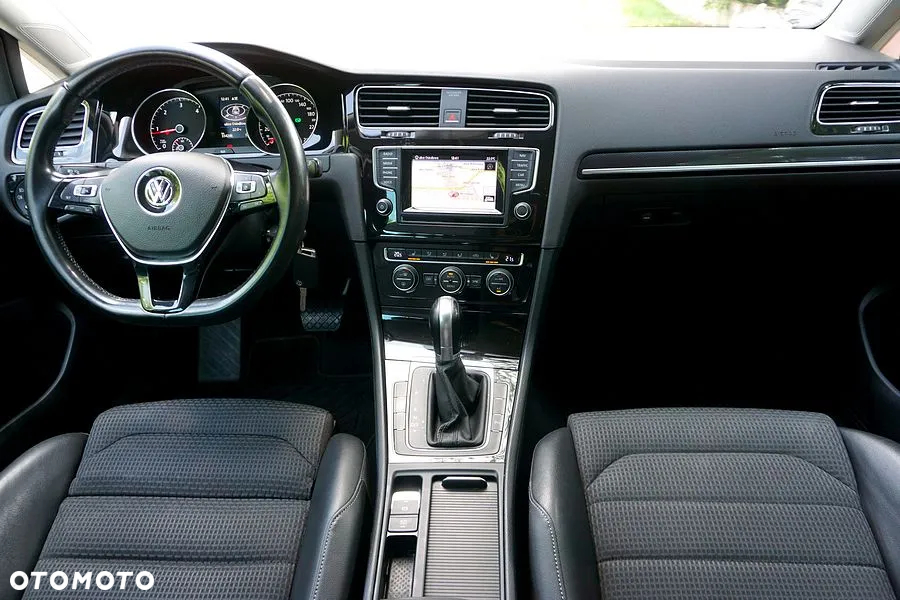 Volkswagen Golf VII 1.6 TDI BMT Highline DSG - 34