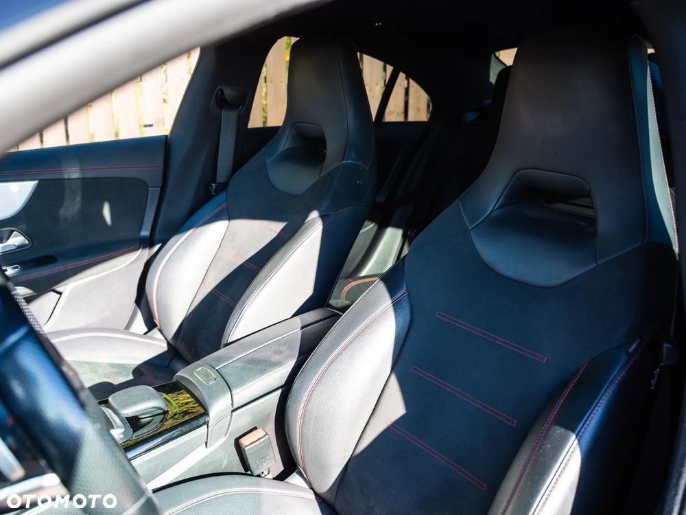 Mercedes-Benz CLA 200 AMG Line 7G-DCT - 3