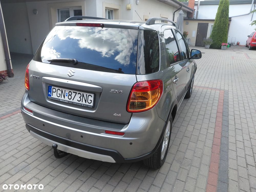 Suzuki SX4 1.6 VVT 4x4 Club - 3