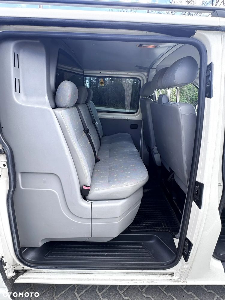 Volkswagen Transporter T5 - 24