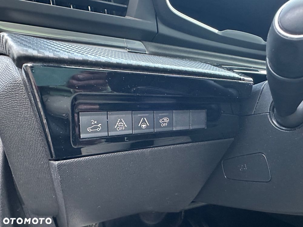 Peugeot 508 2.0 BlueHDi GT S&S - 32