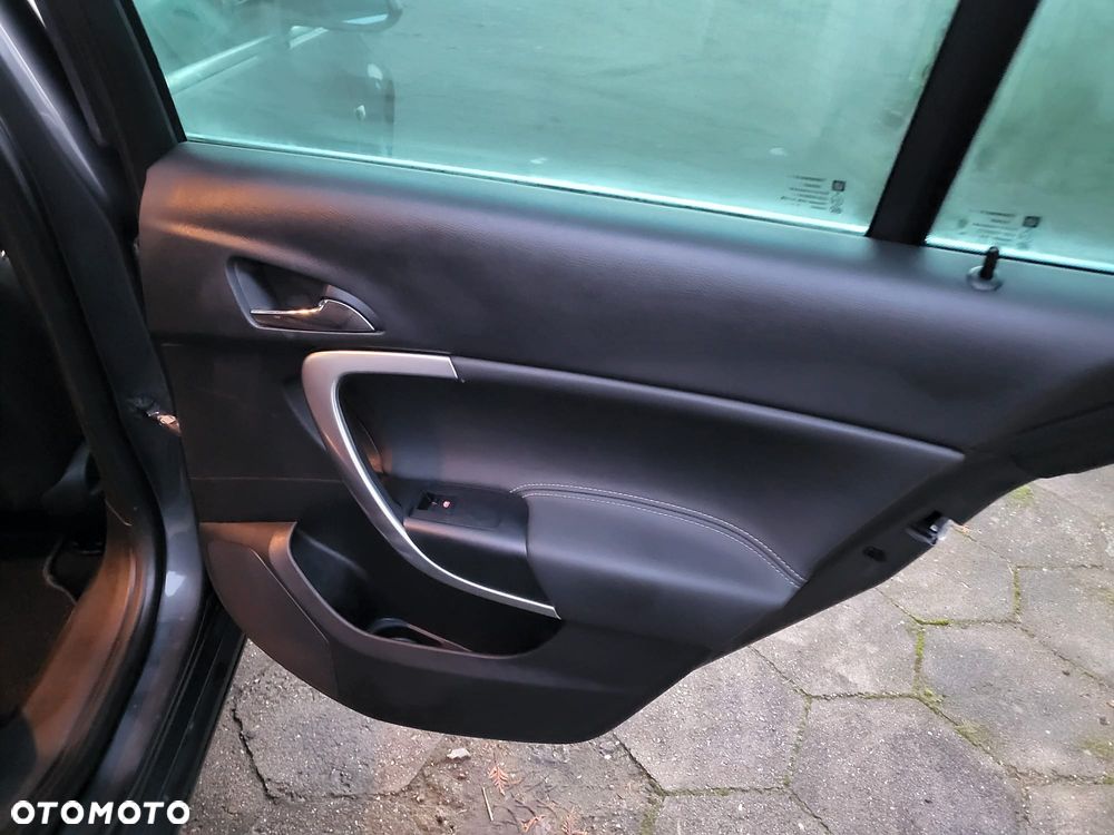 Opel Insignia - 13