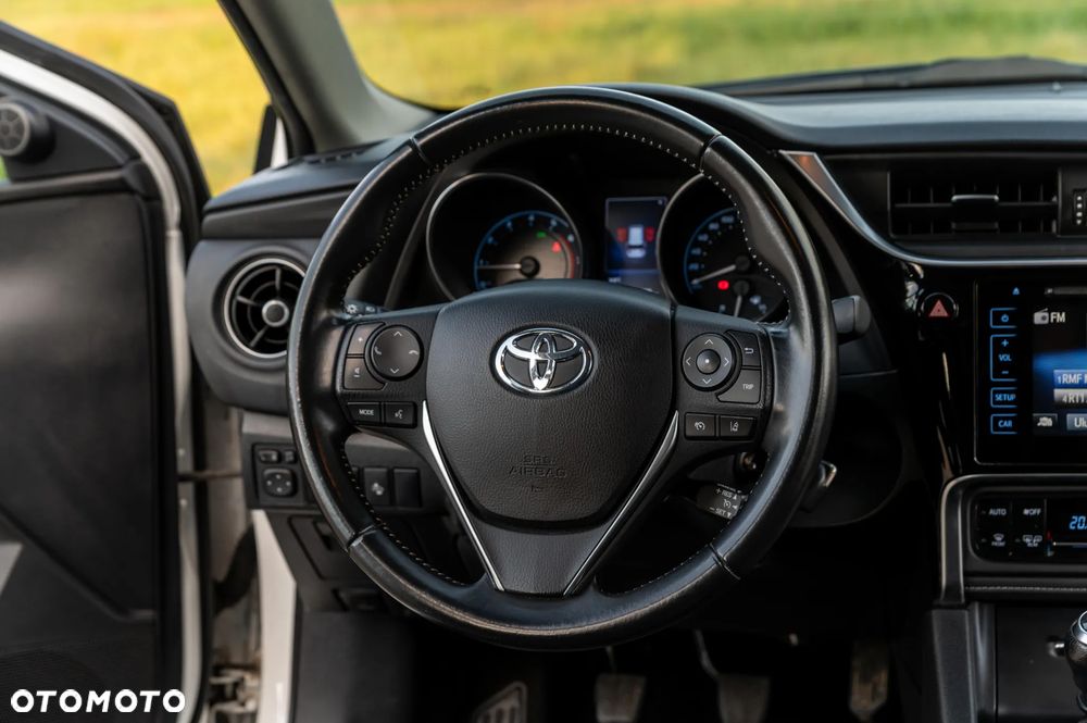 Toyota Auris 1.2 T Dynamic - 22